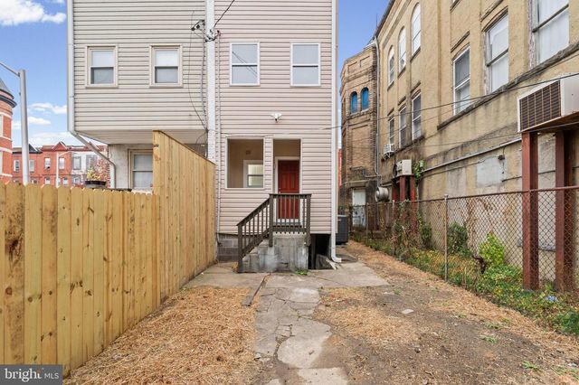 2103 MCCULLOH ST, Baltimore, MD 21217