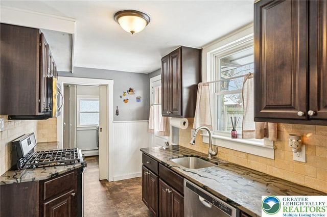 118 Union Street, Catasauqua Boro, PA 18032