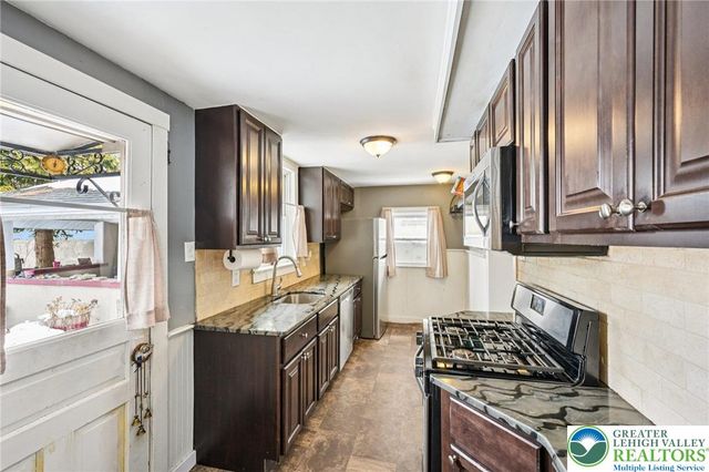 118 Union Street, Catasauqua Boro, PA 18032