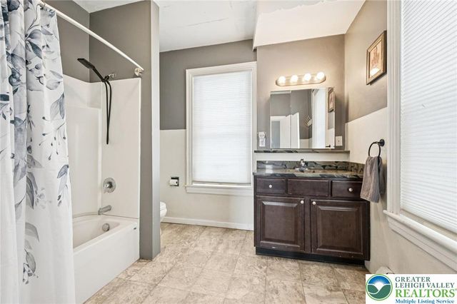 118 Union Street, Catasauqua Boro, PA 18032