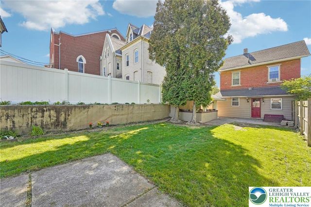 118 Union Street, Catasauqua Boro, PA 18032