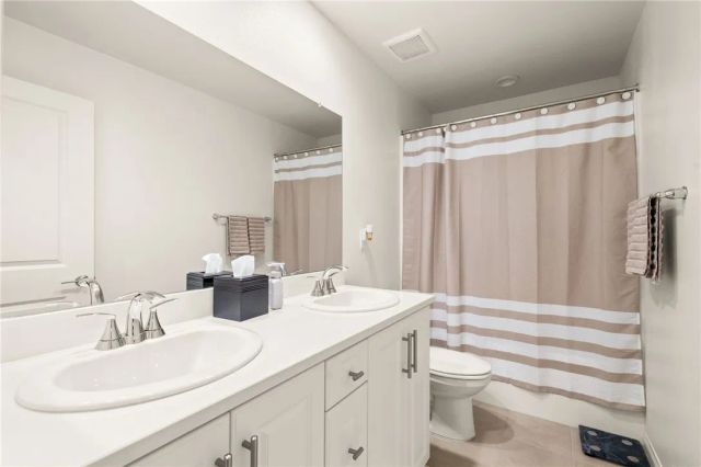 8633 Amherst Street, Santee, CA 92071