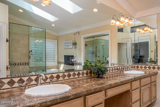 1014 Borden Avenue, Simi Valley, CA 93065