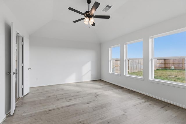 2818 Ruby Laurel Drive, Iowa Colony, TX 77583