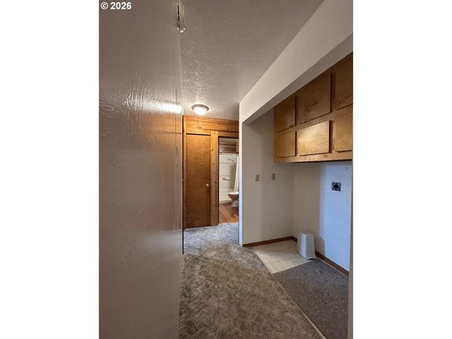 238 DAWSON St, Halfway, OR 97834