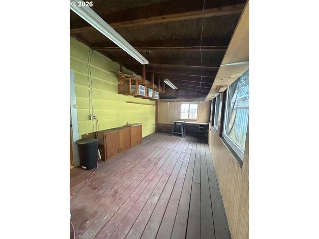 238 DAWSON St, Halfway, OR 97834