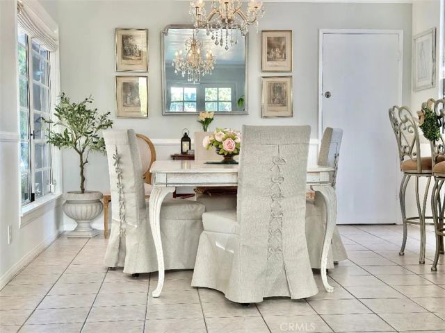 26261 Veva Way, Calabasas, CA 91302