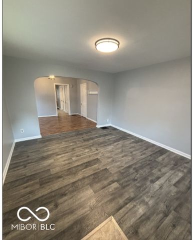 102 Wallace Avenue, Indianapolis, IN 46201