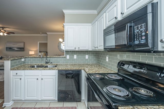 1600 Long Grove Unit 825, Mount Pleasant, SC 29464