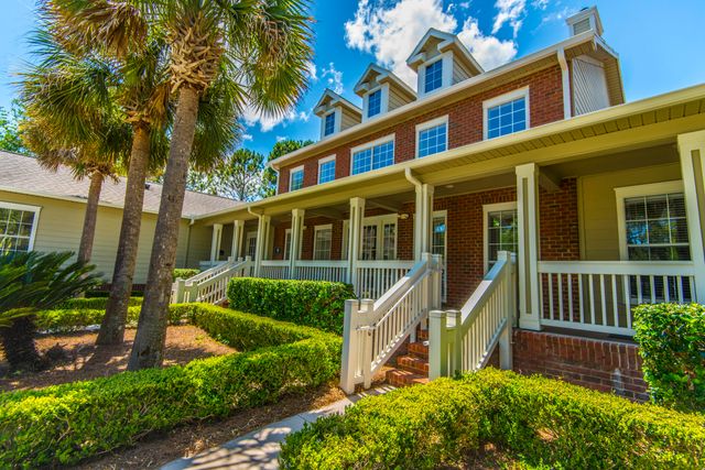 1600 Long Grove Unit 825, Mount Pleasant, SC 29464