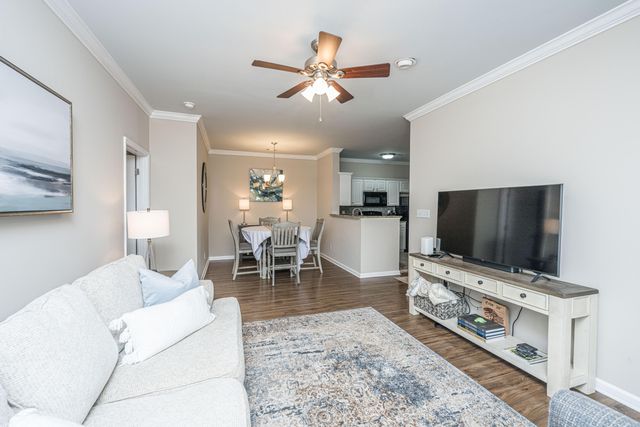 1600 Long Grove Unit 825, Mount Pleasant, SC 29464