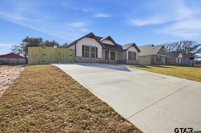 524 W 32nd St, Tyler, TX 75702