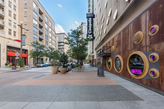2200 Victory Avenue 1807, Dallas, TX 75219