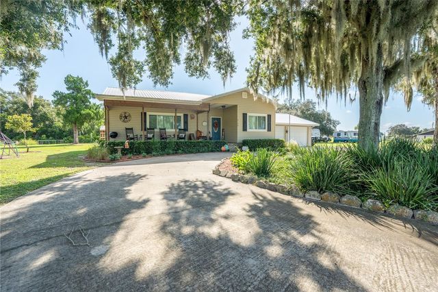 2124 FOX RUN LANE, Lake Wales, FL 33898