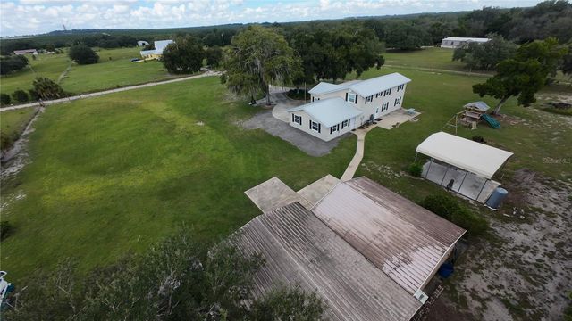 2124 FOX RUN LANE, Lake Wales, FL 33898