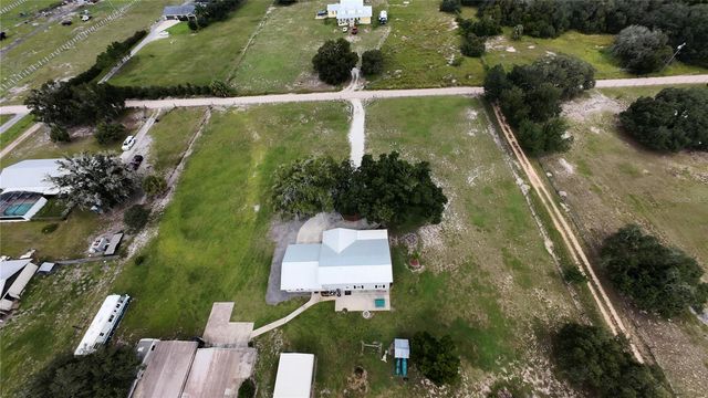 2124 FOX RUN LANE, Lake Wales, FL 33898