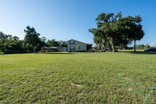 2124 FOX RUN LANE, Lake Wales, FL 33898