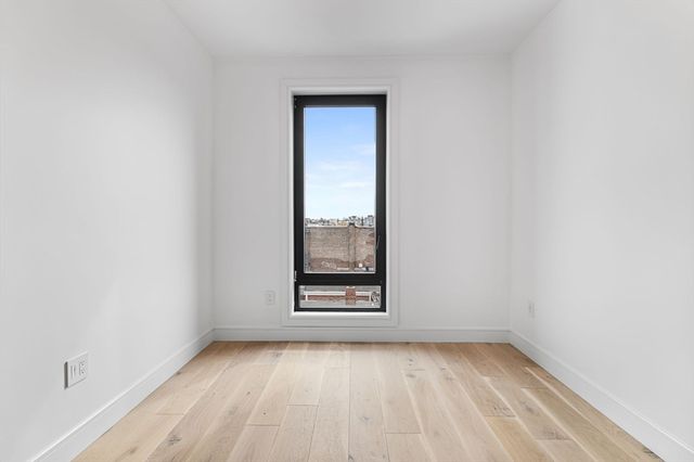 33 A Street 504, Boston, MA 02127