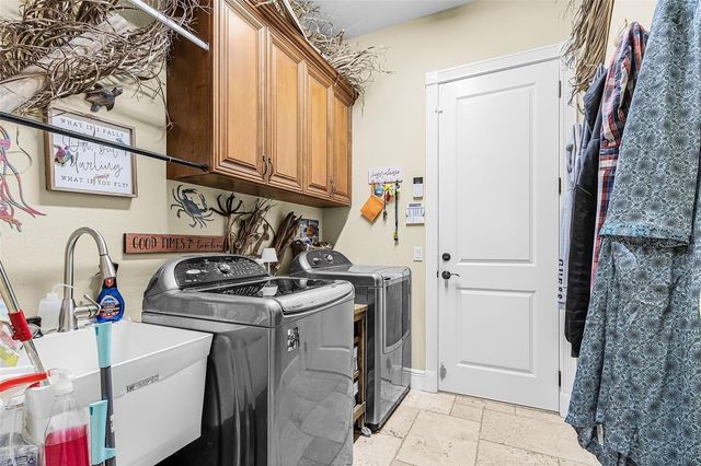 4615 NW 32ND TERRACE, Cape Coral, FL 33993