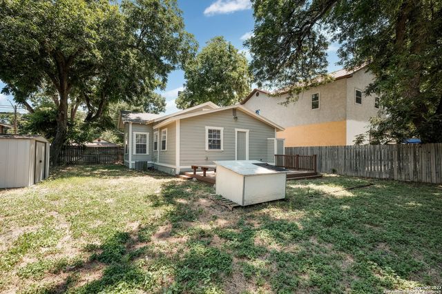 207 HILL ST, San Antonio, TX 78212