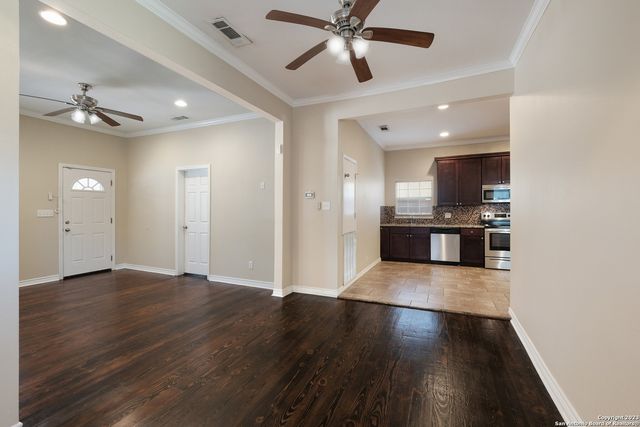 207 HILL ST, San Antonio, TX 78212