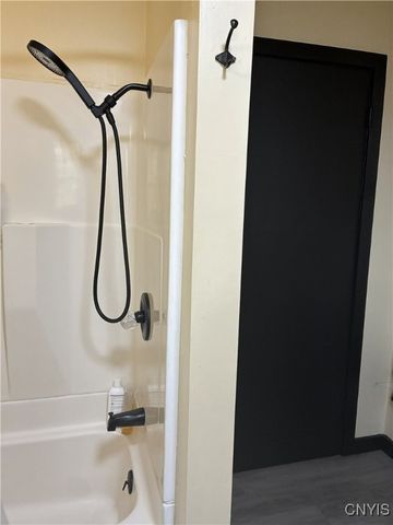 271 Ridge Road, Oswego, NY 13126