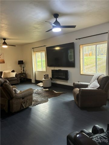 271 Ridge Road, Oswego, NY 13126