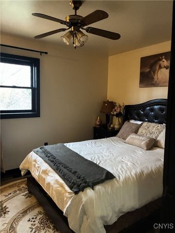 271 Ridge Road, Oswego, NY 13126