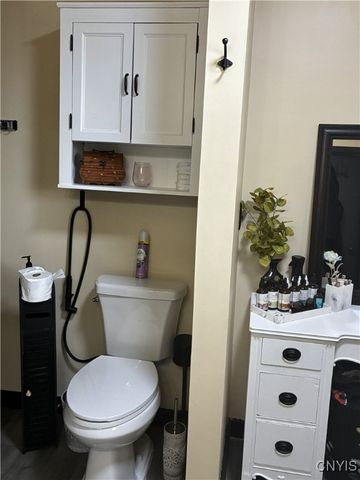 271 Ridge Road, Oswego, NY 13126