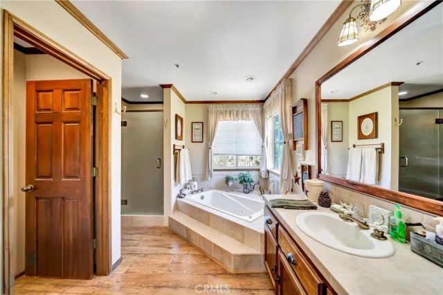 11720 Honeybee Lane, Juniper Hills, CA 93543