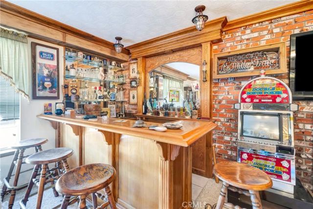 11720 Honeybee Lane, Juniper Hills, CA 93543