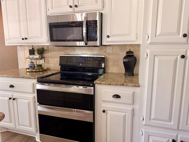 1301 Manchester Drive, Shawnee, OK 74804