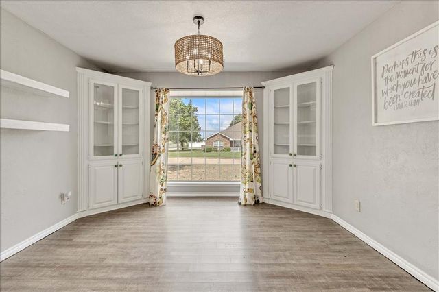 1301 Manchester Drive, Shawnee, OK 74804