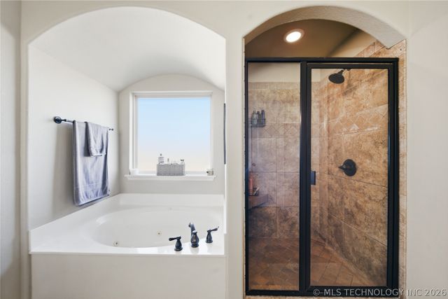 13902 N 59th East Avenue, Collinsville, OK 74021