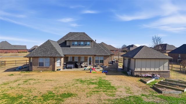 13902 N 59th East Avenue, Collinsville, OK 74021