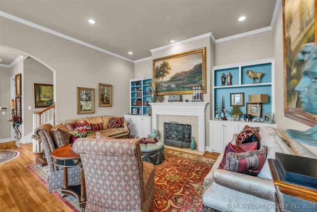 5904 W Orlando Circle, Broken Arrow, OK 74011