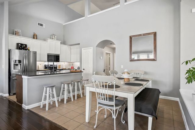 729 Abbey Lane, Midlothian, TX 76065