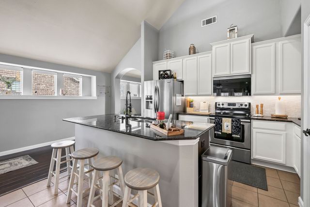 729 Abbey Lane, Midlothian, TX 76065