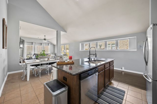 729 Abbey Lane, Midlothian, TX 76065