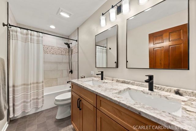 59 Burkhart Drive, Oswego, IL 60543