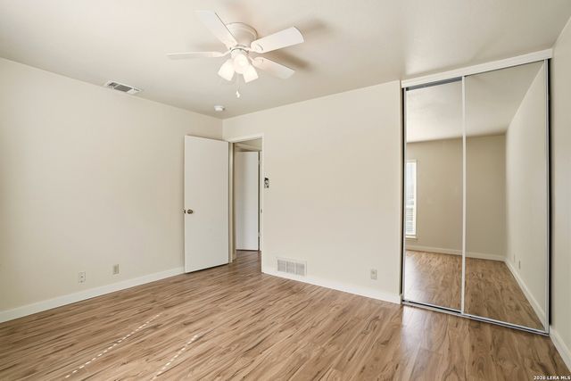 3035 Heidi, San Antonio, TX 78247