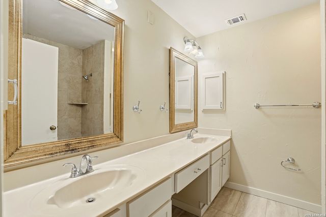 3035 Heidi, San Antonio, TX 78247