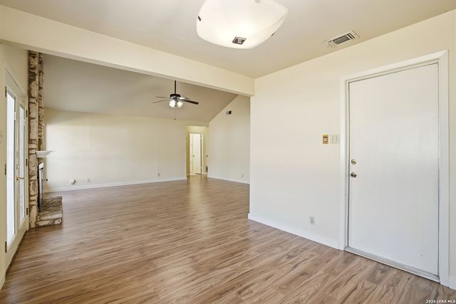 3035 Heidi, San Antonio, TX 78247