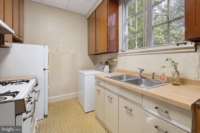 936 LINDEN AVE, York, PA 17404