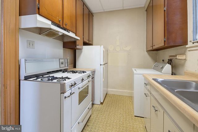 936 LINDEN AVE, York, PA 17404
