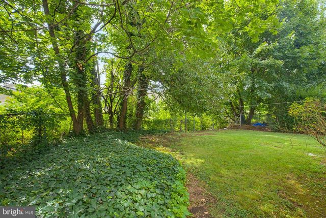 936 LINDEN AVE, York, PA 17404