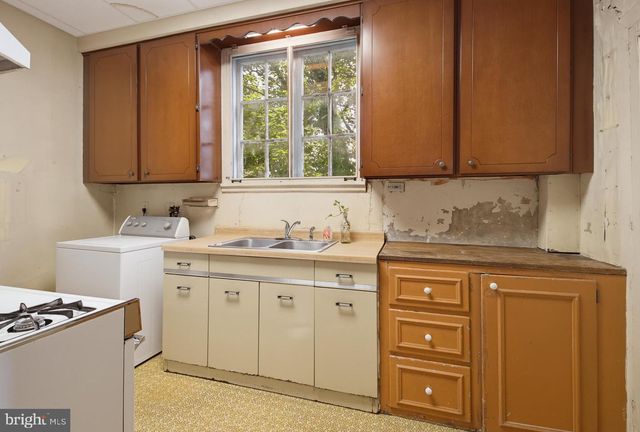 936 LINDEN AVE, York, PA 17404
