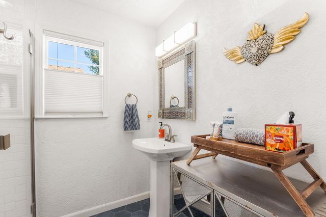 2000 Willow Ave, West Sacramento, CA 95691