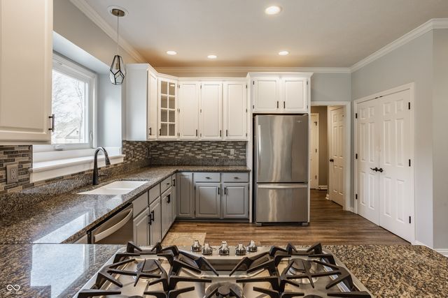 9644 Woodlands Drive, Fishers, IN 46037