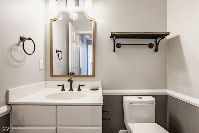 9644 Woodlands Drive, Fishers, IN 46037